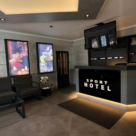 Sport Hotel 2 Cherkasy Bagian luar foto