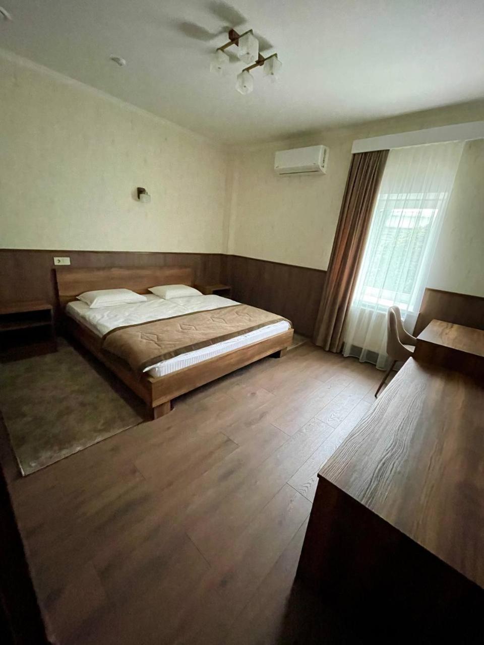 Sport Hotel 2 Cherkasy Bagian luar foto