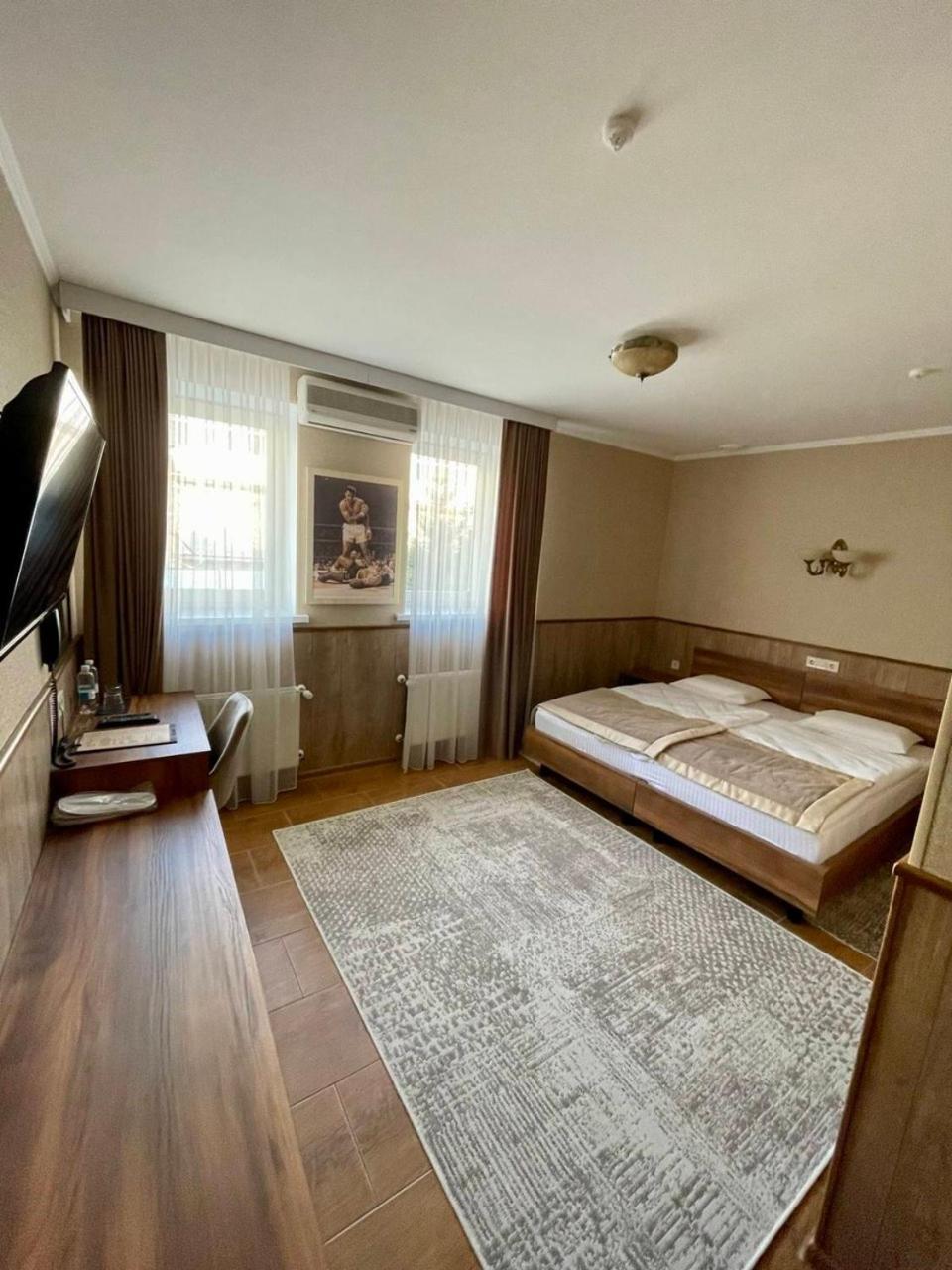 Sport Hotel 2 Cherkasy Bagian luar foto