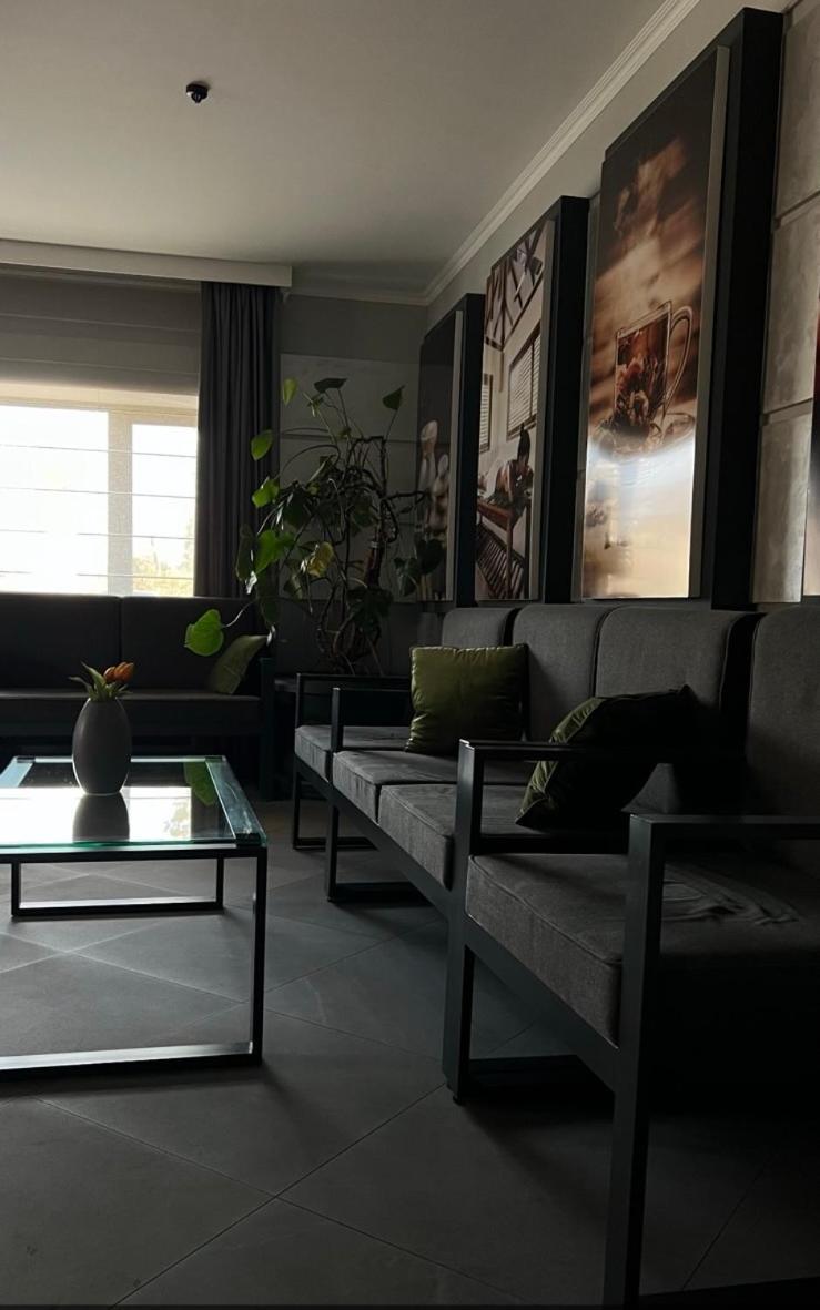 Sport Hotel 2 Cherkasy Bagian luar foto